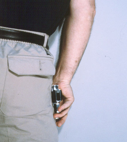 7 Signs a Weapon Is Being Concealed, slide 10