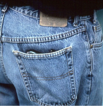 7 Signs a Weapon Is Being Concealed, slide 7