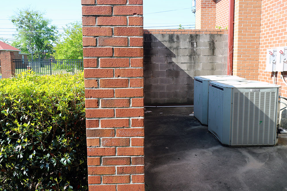 Can You Spot the Mistakes in These Campus Security Photos?, slide 1